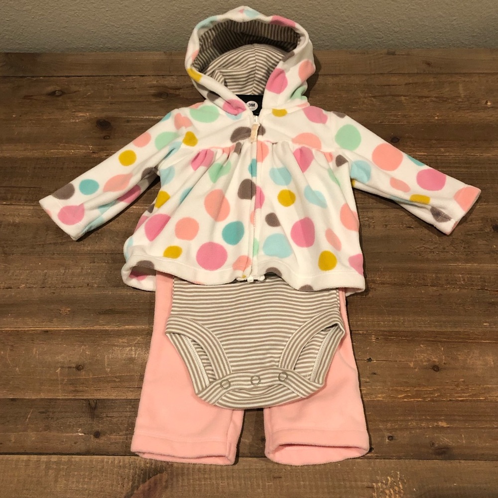 Carter’s 3 Piece Set - Size 3M